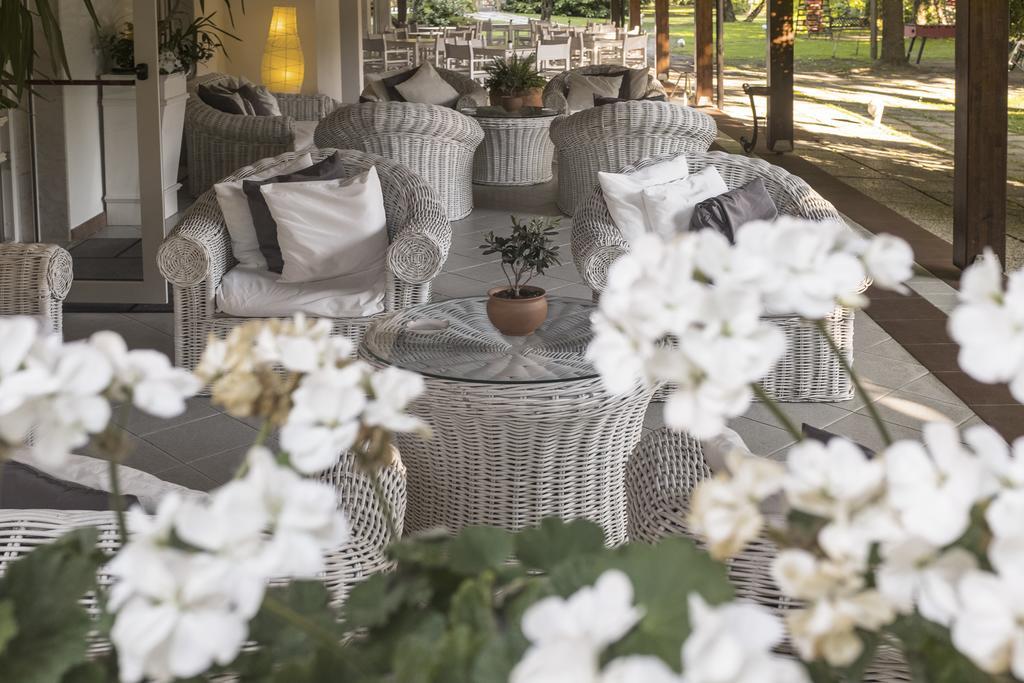 Hotel La Bussola مارينا دي ماسا المظهر الخارجي الصورة