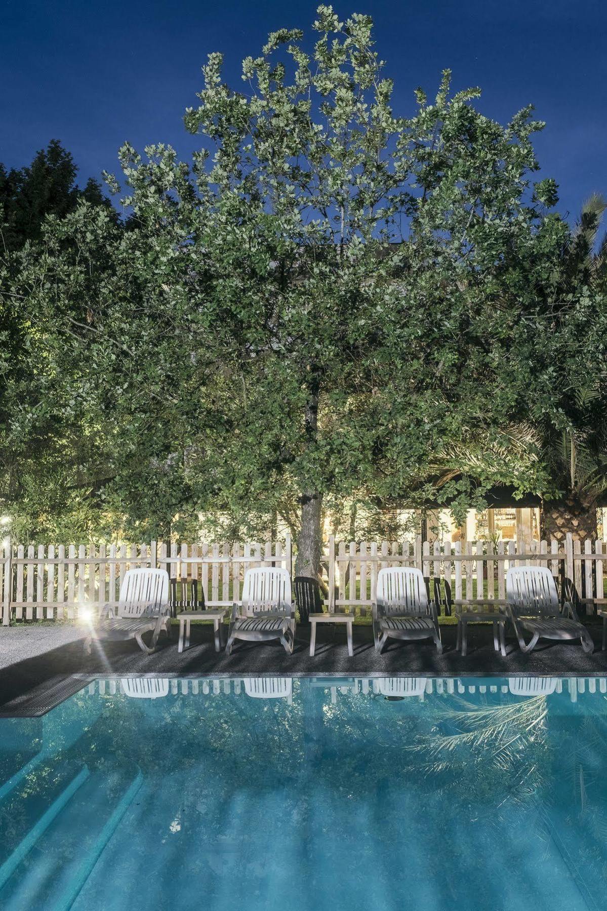 Hotel La Bussola مارينا دي ماسا المظهر الخارجي الصورة